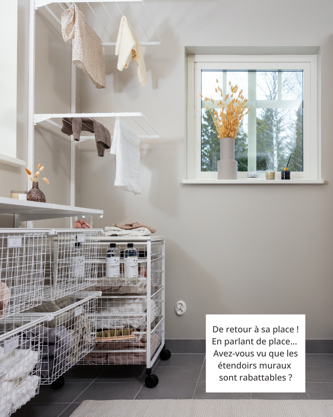 Rangement buandrie avec tuyaux